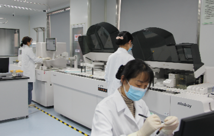 迈瑞全自动生化及化学发光免疫分析流水线